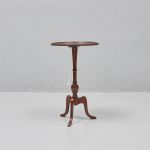 1514 3240 PEDESTAL TABLE